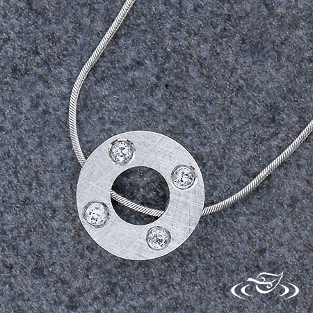 Modern Diamond Circle Necklace