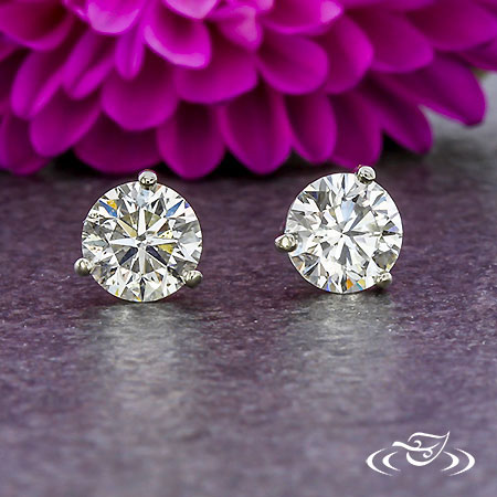 1.64Ctw Diamond Studs