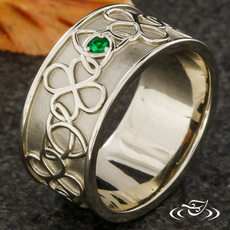 Clover Knot Band