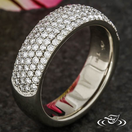 Pave Diamond Band 