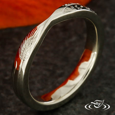 Grain Engraved Tapered Wedding Band