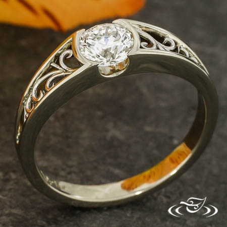 Semi-Bezel Set Filigree Ring
