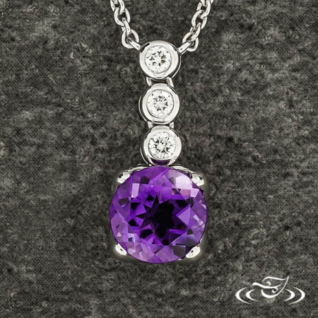 14Kt White Gold Amethyst Necklace