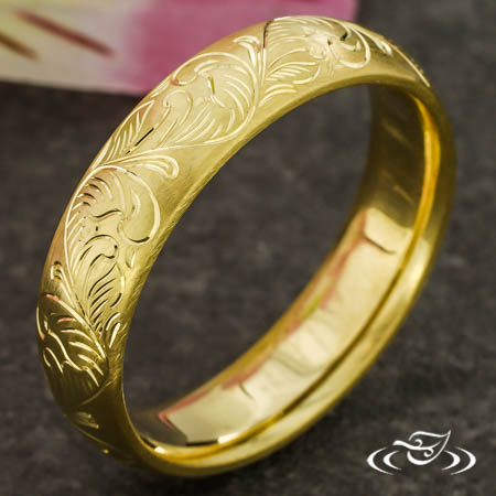 Scroll Engraved Yellow Gold Band