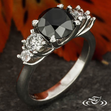 Gradient Diamond Engagment Ring