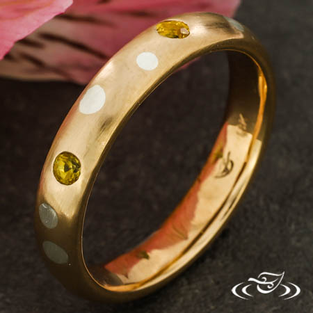 Two Tone  Dot Band