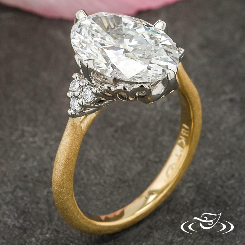 Two Tone Oval Solitaire
