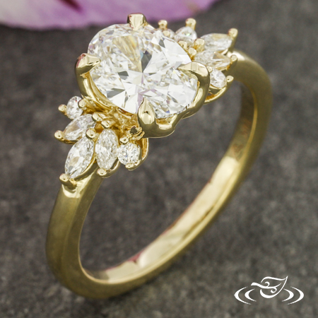 Oval Cluster Solitaire 