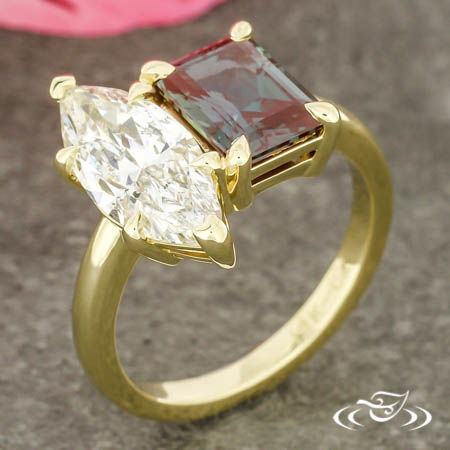 Sarah's 14Kt Yellow Gold Moi Et Toi Ring