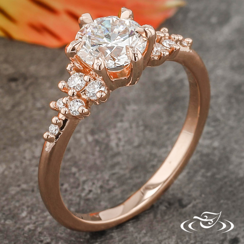 Cluster Diamond Solitaire 