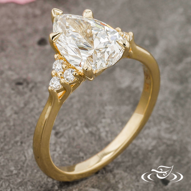 Pear Cluster Solitaire 