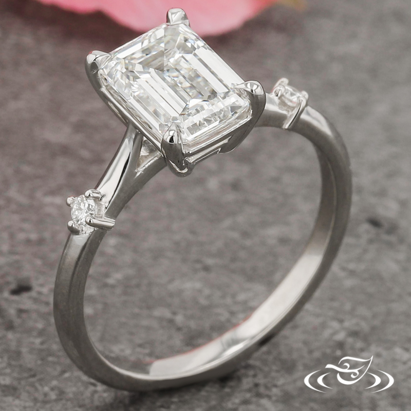 Accented Solitaire 