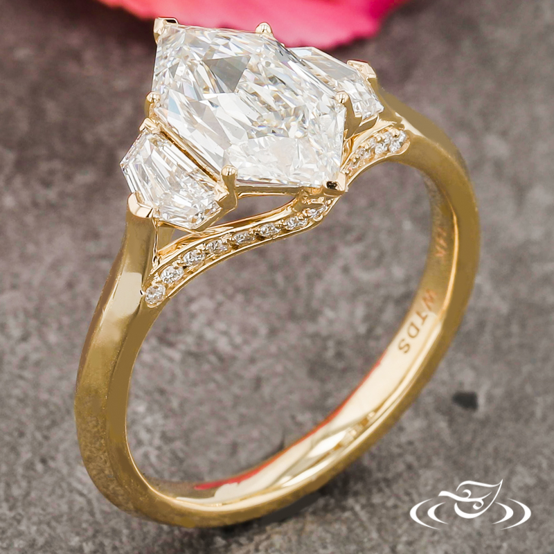 Hexagon Three Stone Ring 