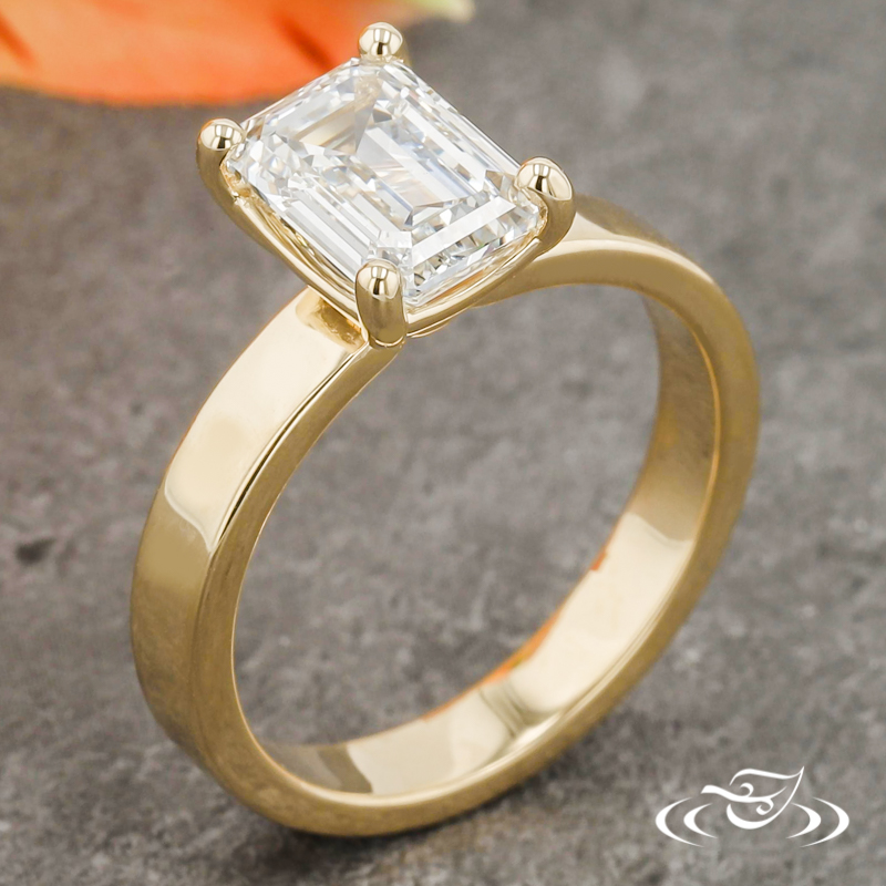 Emerald Cut Solitaire 