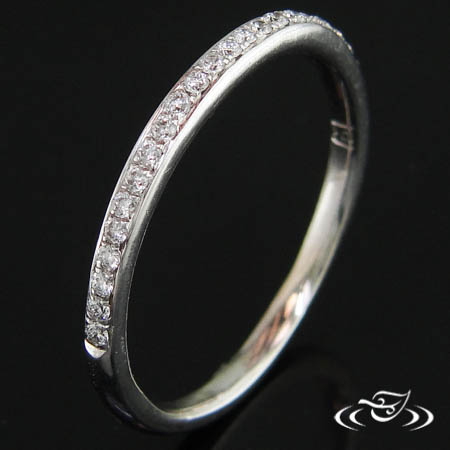 14K White Gold Micro Pave 2Mm Band