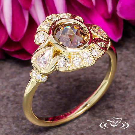 Antique Inspired Yellow Gold Engagement Ring