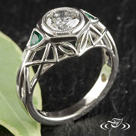 Platinum Custom Diamond Mounting With Emeralds On Sides